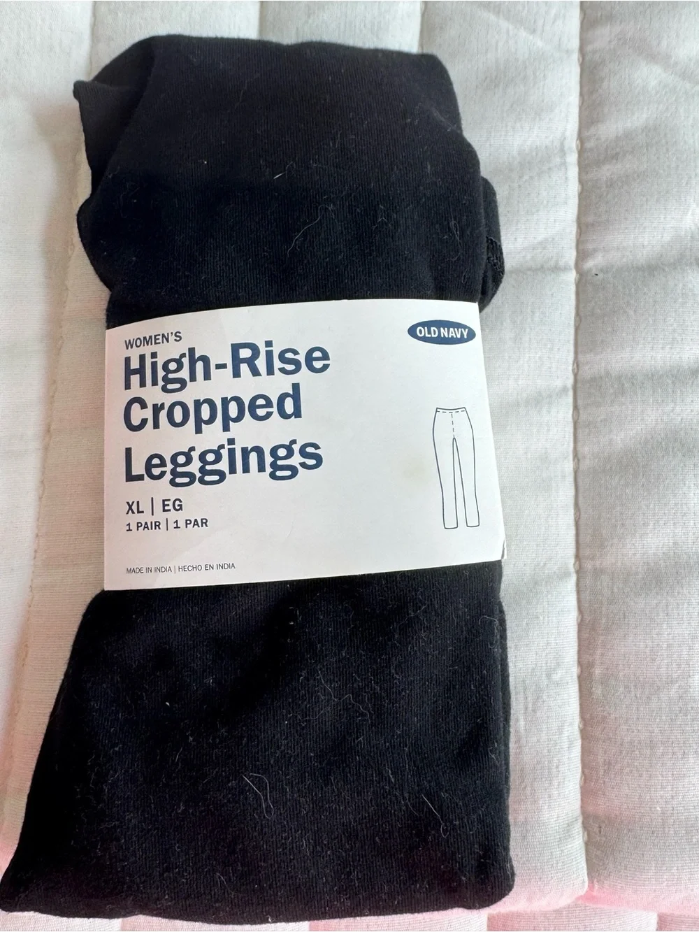 Old Navy Black Women's High-Rise Cropped Leggings